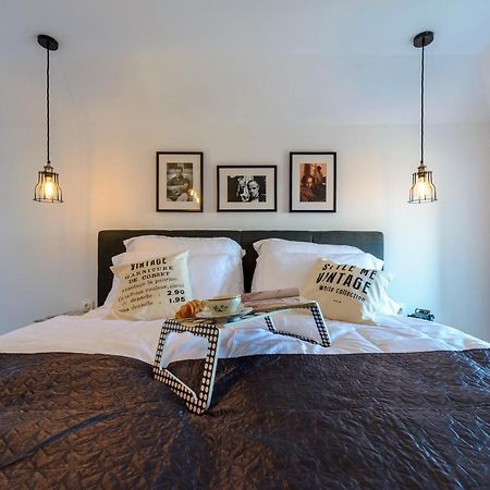 Studio Apartments La Boheme Дубровник Екстериор снимка